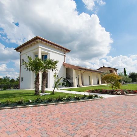 פסקנטינה Agriturismo La Torretta מראה חיצוני תמונה
